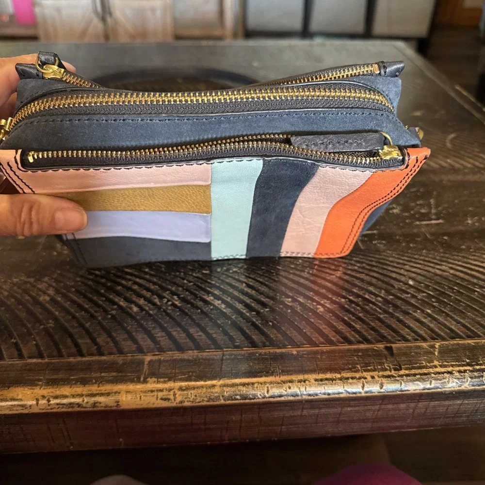 Vintage Fossil leather Navy And Striped Purse Leather/ Suede Colorful Stripes